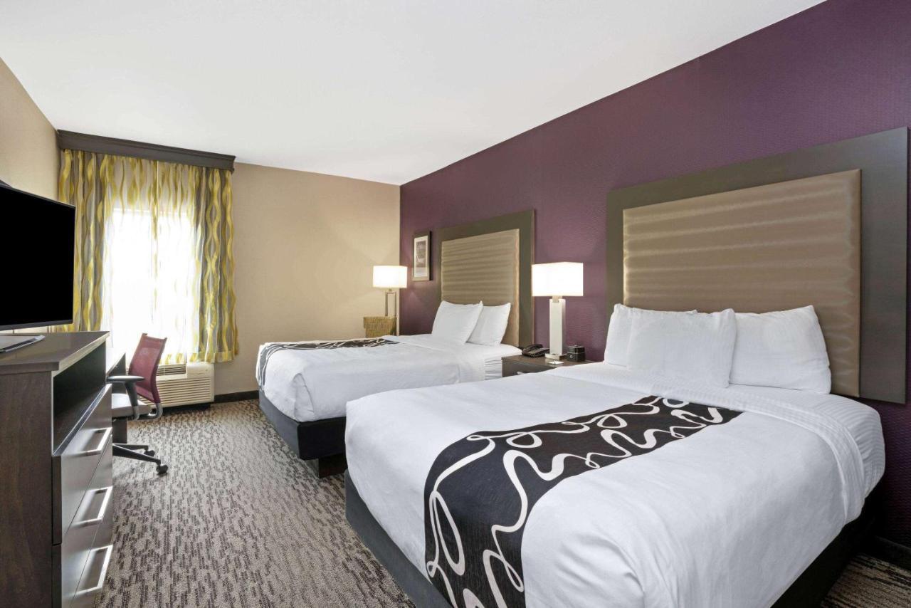 La Quinta By Wyndham College Station South Hotel Exterior photo